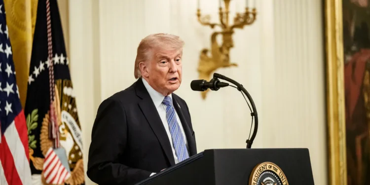 ‘mais-racional’:-trump-elogia-sucessor-de-lider-supremo-do-ira