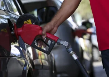 governo-quer-ampliar-mistura-de-etanol-na-gasolina-para-reduzir-importacoes