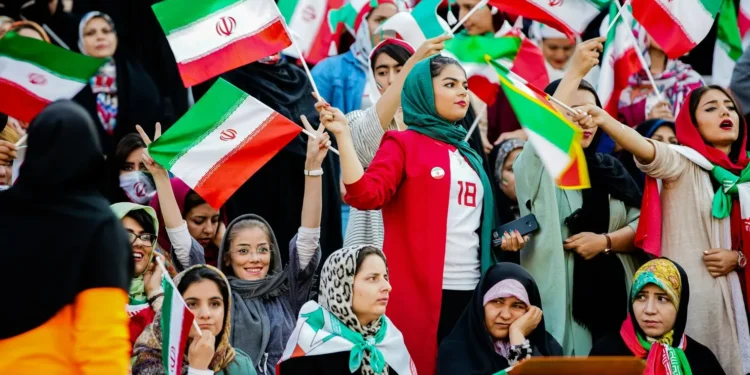ira-acusa-eua-de-barrarem-ingressos-da-copa-para-iranianos