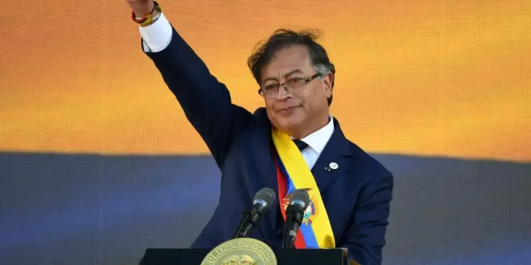 petro-denuncia-suposta-fraude-e-eleva-tensao-politica-apos-eleicao-presidencial-na-colombia