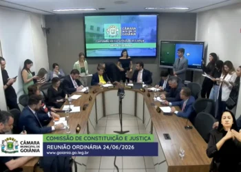 base-de-mabel-forca-rito-na-ccj-e-expoe-incomodo-ate-entre-aliados