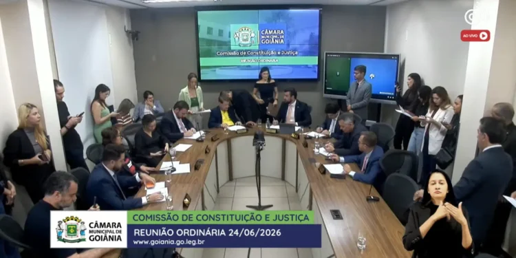 base-de-mabel-forca-rito-na-ccj-e-expoe-incomodo-ate-entre-aliados