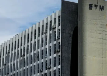 stm-mantem-ministro-em-processo-que-pode-retirar-patente-militar-de-bolsonaro