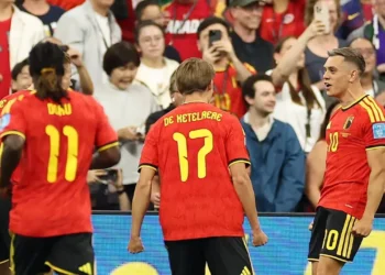 belgica-goleia-nova-zelandia,-assume-lideranca-do-grupo-g-e-avanca-as-oitavas-da-copa-do-mundo
