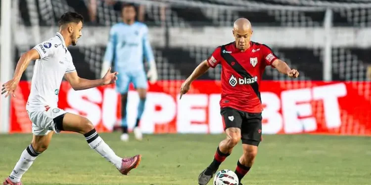 atletico-go-x-ponte-preta:-escalacoes-e-onde-assistir