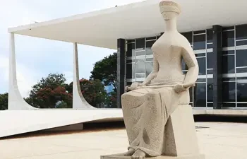 stf-mantem-decisao-que-extinguiu-aposentadoria-compulsoria-como-punicao-maxima-para-juizes