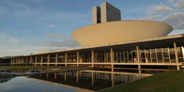 congresso-retoma-votacoes-com-debate-sobre-escala-6×1,-ia-e-aposentadoria-especial