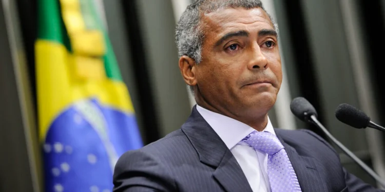 apos-criticas,-romario-abre-mao-do-salario-de-senador-durante-a-copa-do-mundo