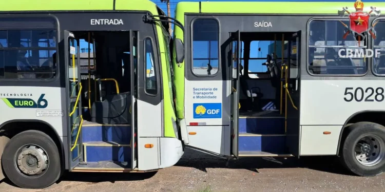 colisao-entre-dois-onibus-deixa-tres-feridos-em-ceilandia-(df)