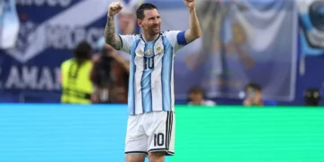 argentina-sofre,-mas-vence-cabo-verde-na-prorrogacao-e-avanca-as-quartas-da-copa