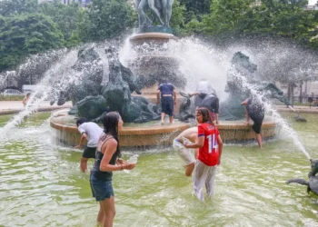 oms-teme-“semanas-mais-mortais”-na-europa-com-temperaturas-de-ate-43°c