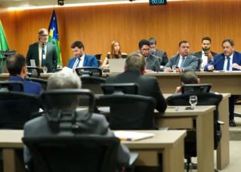 ldo-e-aprovada-na-alego-apos-criticas-sobre-deficit-e-ausencia-de-secretaria