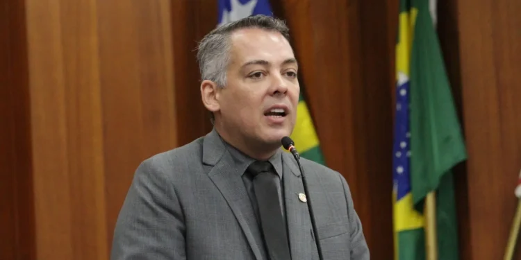 mista-aprova-ldo-com-remanejamento-em-23%-e-oposicao-critica-excecoes-a-prefeitura-de-goiania 