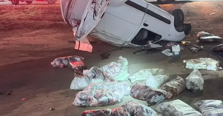 motorista-fica-ferido-apos-capotamento-na-br-001,-no-distrito-federal