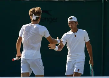 guto-miguel-avanca-a-final-de-duplas-em-wimbledon