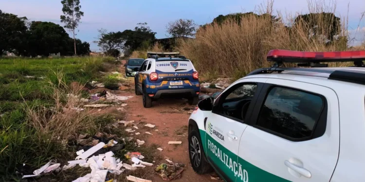 aparecida-intensifica-fiscalizacao-e-apreende-seis-veiculos-por-descarte-irregular