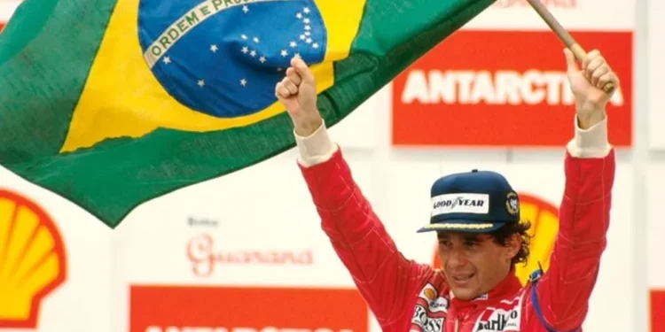 ayrton-senna-e-reconhecido-oficialmente-como-heroi-da-patria