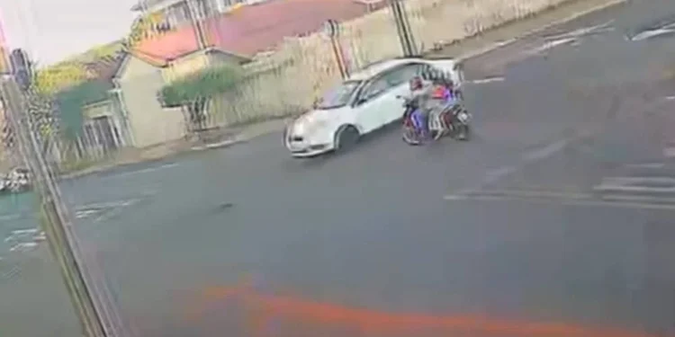 menina-de-8-anos-morre-um-dia-apos-grave-acidente-entre-moto-e-carro-em-jatai