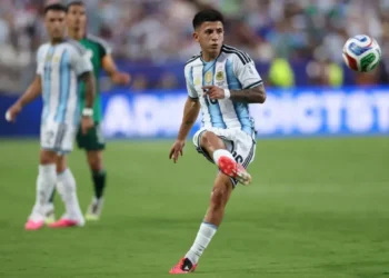 flamengo-disputa-com-river-plate-a-contratacao-de-thiago-almada