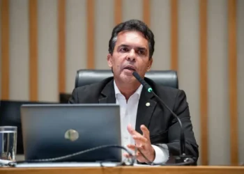 projeto-de-lei-quer-proibir-anuncios-de-bets-em-espacos-publicos-do-df