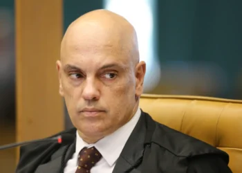 oab-pede-ao-stf-que-restabeleca-contato-de-flavio-bolsonaro-com-o-pai-durante-prisao-domiciliar