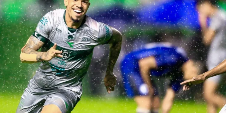 goias-acerta-emprestimo-de-diego-caito-ao-gremio