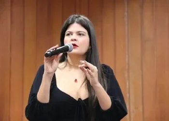 tre-go-julga-acao-que-pode-resultar-na-perda-do-mandato-de-aava-santiago