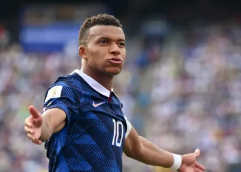 mbappe-ultrapassa-messi-e-assume-artilharia-historica-das-copas-do-mundo