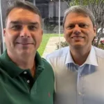 tarcisio-diz-que-flavio-bolsonaro-nao-tem-relacao-com-tarifa-dos-eua-sobre-produtos-brasileiros