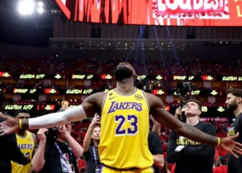 lebron-james-define-futuro-e-jogara-pelo-76ers-na-nba