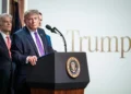 trump-“brinca”-sobre-disputar-eleicao-em-2028-durante-jantar-da-casa-branca