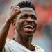 arsenal-monitora-vini-jr.-enquanto-atacante-negocia-renovacao-com-o-real-madrid