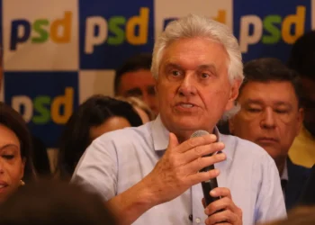caiado-oficializa-candidatura-com-ataques-a-lula-e-flavio-na-busca-pela-3a-via