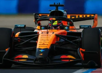norris-conquista-pole-no-gp-da-hungria-e-encerra-sequencia-da-mercedes-na-formula-1