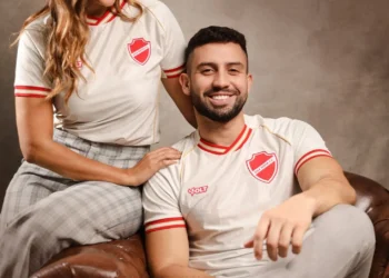vila-nova-lanca-nova-camisa-numero-2-em-comemoracao-aos-83-anos-do-clube