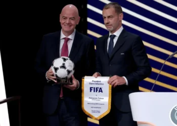 crise-politica-ameaca-permanencia-de-infantino-no-comando-da-fifa