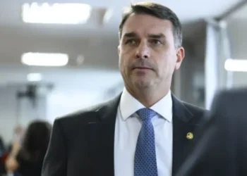 flavio-bolsonaro-diz-que-aceitara-resultado-das-urnas-em-outubro
