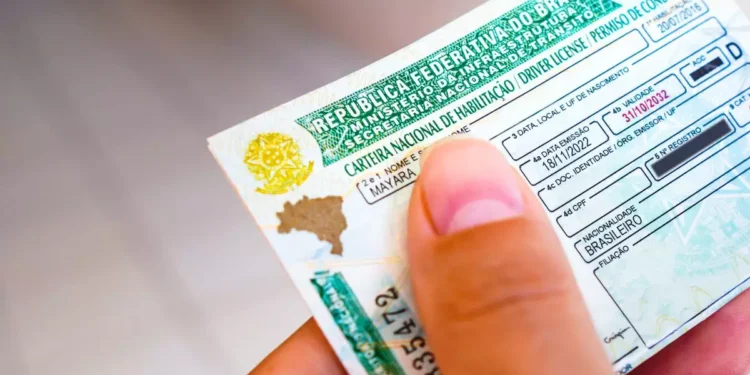 quer-renovar-a-cnh-pelo-whatsapp?-servico-esta-disponivel-em-goias