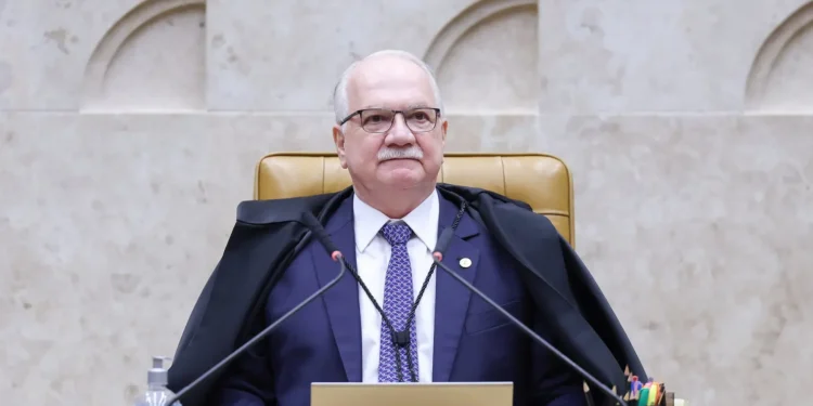 juizes-poderao-ter-de-explicar-presentes,-viagens-e-negocios;-entenda-a-proposta