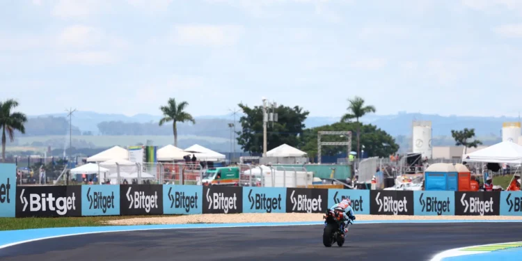 obra-do-novo-asfalto-entra-na-reta-inicial-no-autodromo-de-goiania