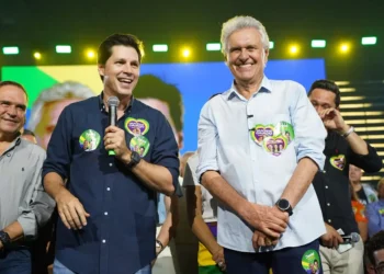 “goias-nao-vai-andar-para-tras”,-diz-daniel-vilela-ao-oficializar-candidatura-a-reeleicao