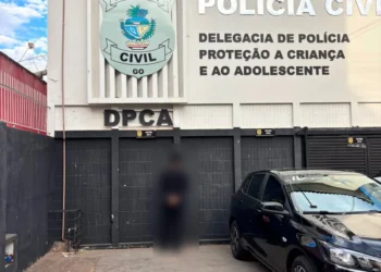 homem-e-preso-apos-ameacar-matar-companheira-e-filhas-em-anapolis