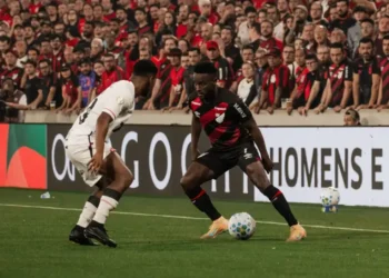 vitoria-x-athletico-pr:-escalacoes,-horario-e-onde-assistir