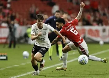 vitoria-atropela-athletico-pr-e-inter-elimina-corinthians-nas-oitavas-da-copa-do-brasil