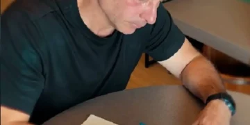 flavio-escreve-carta-a-bolsonaro,-chora-e-chama-veto-de-“desumano”