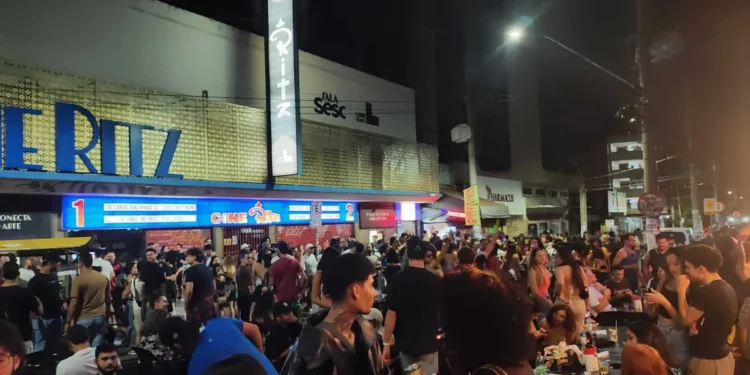 acoes-integradas-devem-reorganizar-rua-8,-no-centro-de-goiania