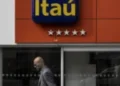 itau-abre-trainee-2027-com-salario-de-r$-9,3-mil;-saiba-como-se-inscrever
