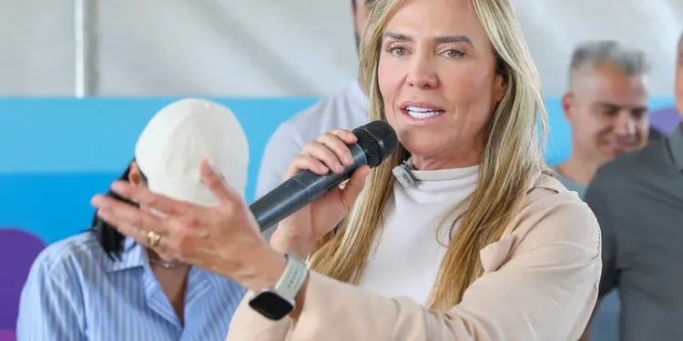 celina-promete-“resolver”-deficit-e-crise-do-brb-durante-sabatina