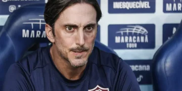 fluminense-demite-zubeldia-apos-oito-jogos-sem-vencer