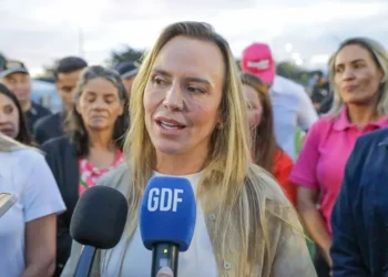 celina-leao-diz-que-acoes-de-acolhimento-a-populacao-de-rua-avancam-em-regioes-do-df